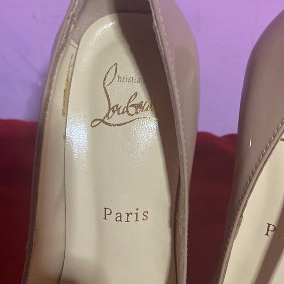 Christian Louboutin Pigalle Follies 100 Nude Patent Heels - Picture 5 of 13